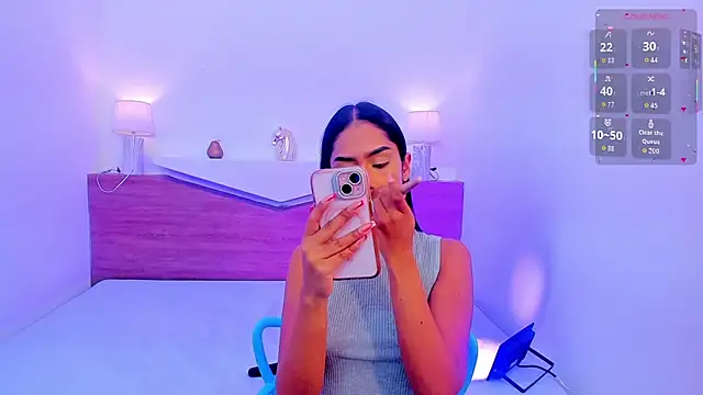 Snapshot of ChloeMoon9 chatting on 12-02-25, 12:21 ChloeMoon9 online show from 12-02-25, 12:21