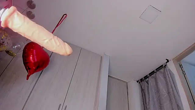 ValentinoMoreti online show from 02-13-26, 05:58