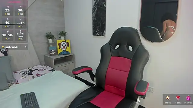 Snapshot of Layla_Clarke chatting on 11-15-25, 04:10 Layla Clarke online show from 11-15-25, 04:10