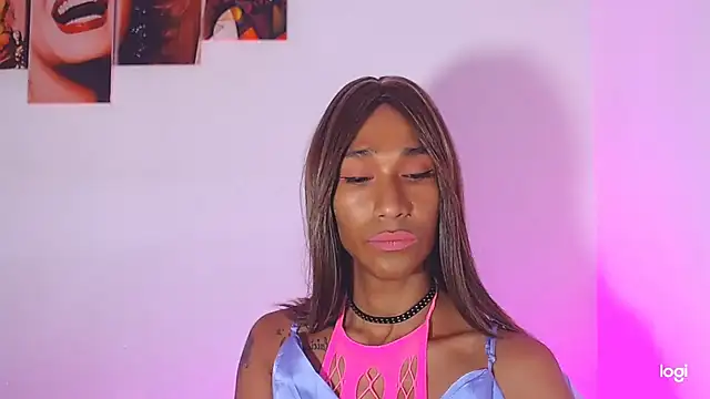 red veltet online show from 09-15-25, 05:24