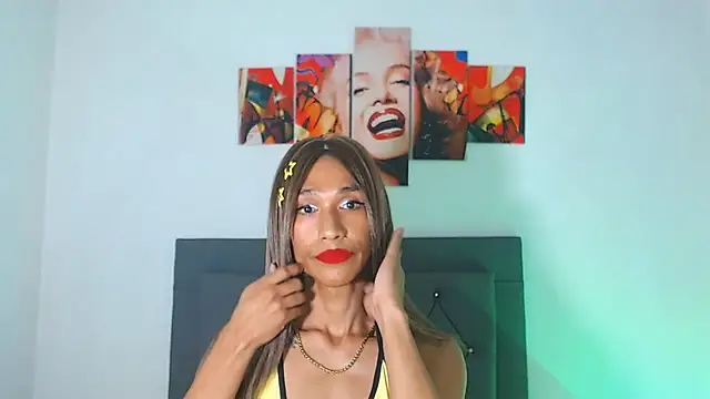 red veltet online show from 04-25-26, 06:16