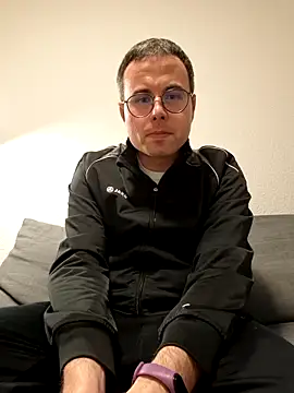 Simonudist online show from 02-05-26, 05:06