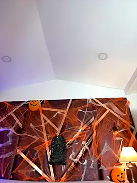 DanielaMedinaa online show from 10-29-25, 08:43