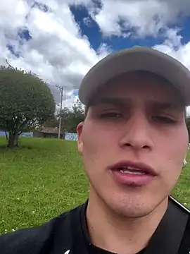 MaxxxSteil online show from 09-14-25, 05:01