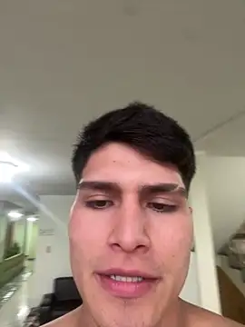 Snapshot of MaxxxSteil chatting on 02-08-26, 11:08 MaxxxSteil online show from 02-08-26, 11:08