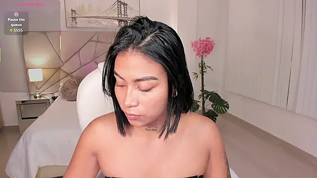 Ivyy Moon  online show from 12-16-25, 01:21