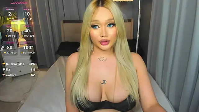 KylieSonique online show from 03-12-25, 08:19