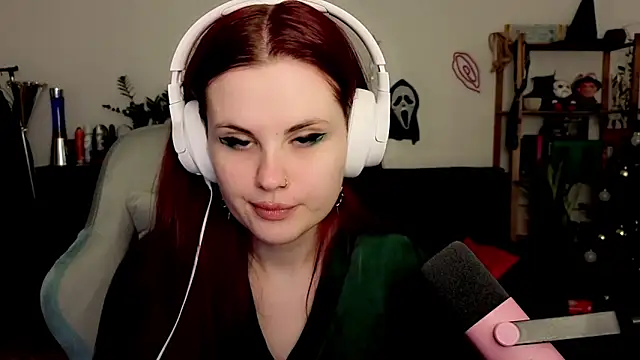 Della Ideal online show from 01-10-26, 02:08