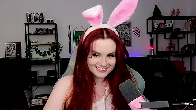 Della Ideal online show from 04-05-26, 05:54