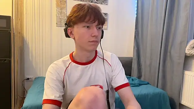 Snapshot of tommy_colson chatting on 12-15-25, 08:02 tommy colson online show from 12-15-25, 08:02