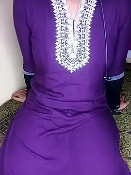 Snapshot of geetha_telugu_kan277 chatting on 03-06-25, 02:08 geetha telugu kan277 online show from 03-06-25, 02:08