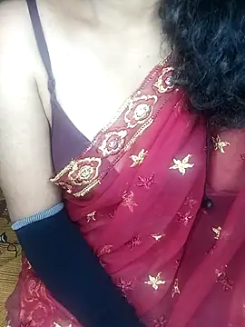 Snapshot of geetha_telugu_kan277 chatting on 03-22-25, 12:17 geetha telugu kan277 online show from 03-22-25, 12:17