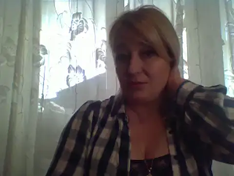Snapshot of ArielXLoveresss chatting on 02-26-25, 11:30 ArielXLoveresss online show from 02-26-25, 11:30