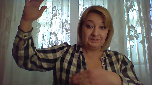 Snapshot of ArielXLoveresss chatting on 03-05-25, 08:32 ArielXLoveresss online show from 03-05-25, 08:32