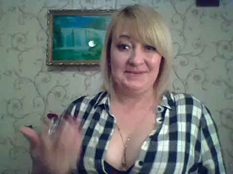 Snapshot of ArielXLoveresss chatting on 03-10-25, 03:20 ArielXLoveresss online show from 03-10-25, 03:20