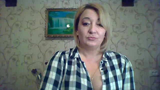 Snapshot of ArielXLoveresss chatting on 03-12-25, 07:35 ArielXLoveresss online show from 03-12-25, 07:35