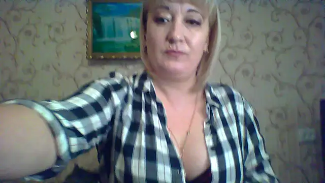 Snapshot of ArielXLoveresss chatting on 03-19-25, 07:40 ArielXLoveresss online show from 03-19-25, 07:40