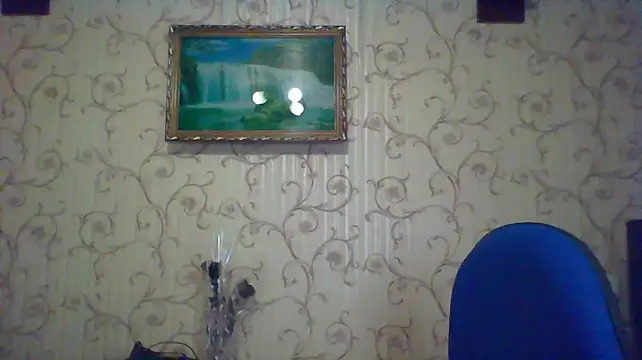 Snapshot of ArielXLoveresss chatting on 03-19-25, 06:01 ArielXLoveresss online show from 03-19-25, 06:01