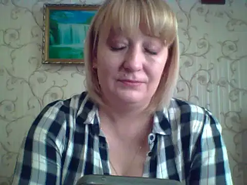 Snapshot of ArielXLoveresss chatting on 03-21-25, 02:29 ArielXLoveresss online show from 03-21-25, 02:29