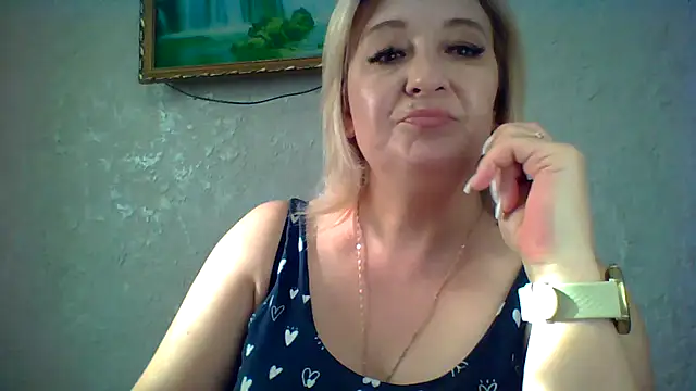 Snapshot of ArielXLoveresss chatting on 09-23-25, 01:58 ArielXLoveresss online show from 09-23-25, 01:58