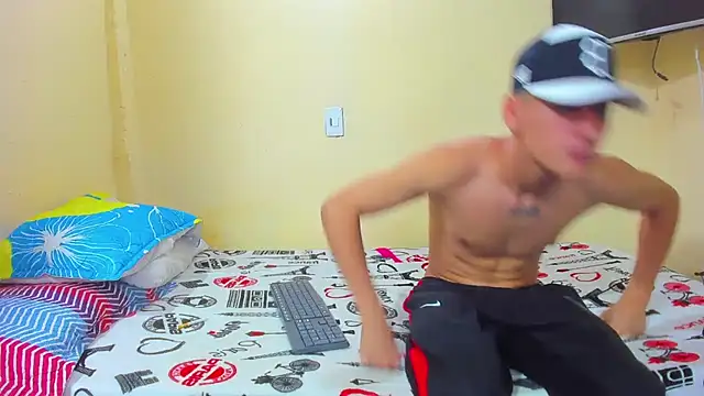 Snapshot of Ixchell_dewei chatting on 09-18-25, 11:51 Ixchell dewei online show from 09-18-25, 11:51