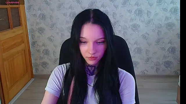 mefwhore online show from 03-10-25, 08:37