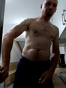 Snapshot of great_feeling chatting on 09-22-25, 07:05 great feeling online show from 09-22-25, 07:05