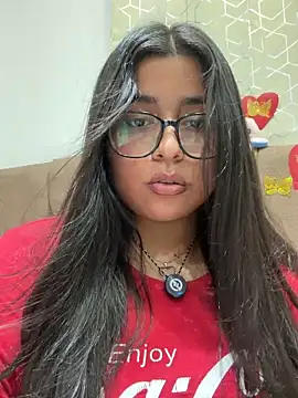 Snapshot of virginbrunette99 chatting on 02-15-26, 06:10 virginbrunette99 online show from 02-15-26, 06:10