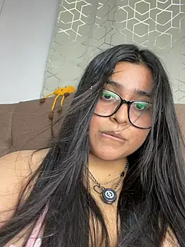 virginbrunette99 online show from 07-02-26, 05:57