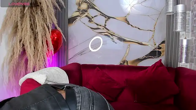 Bella williamss  online show from 10-27-25, 08:02