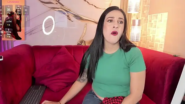 Bella williamss  online show from 11-11-25, 07:47