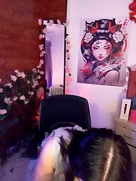 Snapshot of Minami_Nakamura chatting on 11-08-25, 09:53 Minami Nakamura online show from 11-08-25, 09:53