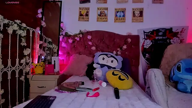 Snapshot of Minami_Nakamura chatting on 11-28-25, 02:47 Minami Nakamura online show from 11-28-25, 02:47