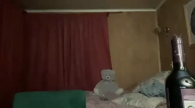 WhiteSnow09 online show from 03-08-25, 01:17