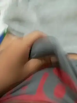 Snapshot of maynor1233 chatting on 10-21-25, 09:48 maynor1233 online show from 10-21-25, 09:48