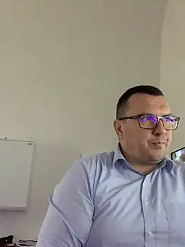 Snapshot of Mike8523 chatting on 02-24-26, 06:00 Mike8523 online show from 02-24-26, 06:00