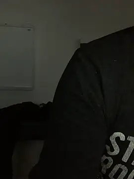 Snapshot of Mike8523 chatting on 02-24-26, 06:06 Mike8523 online show from 02-24-26, 06:06