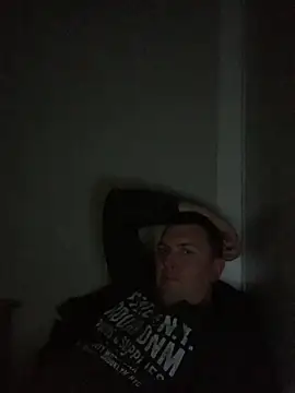 Snapshot of Mike8523 chatting on 03-03-26, 06:03 Mike8523 online show from 03-03-26, 06:03