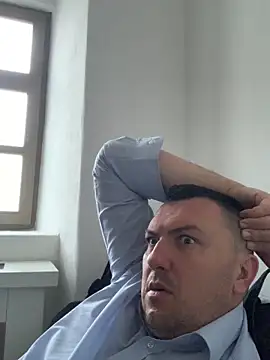 Snapshot of Mike8523 chatting on 03-15-26, 05:24 Mike8523 online show from 03-15-26, 05:24