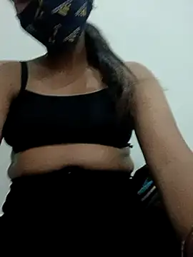 Snapshot of heena-3678 chatting on 03-05-25, 12:55 heena-3678 online show from 03-05-25, 12:55