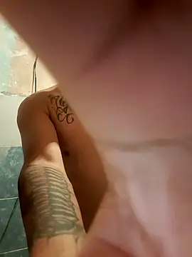 Elcabezhupas97 online show from 10-26-25, 03:29