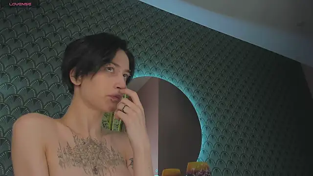 Snapshot of lisbatsyy chatting on 02-27-25, 03:36 lisbatsyy online show from 02-27-25, 03:36