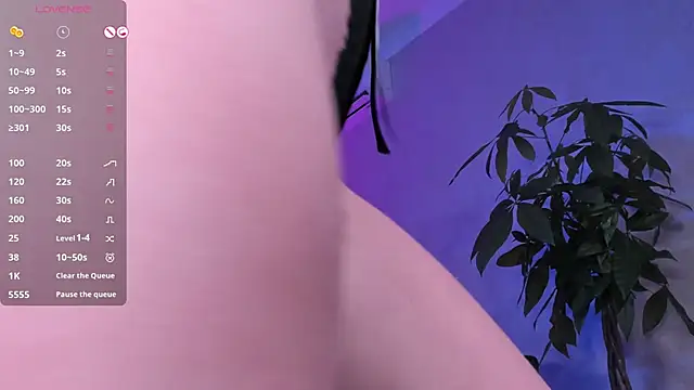 CutiePie69   online show from 09-25-25, 07:50