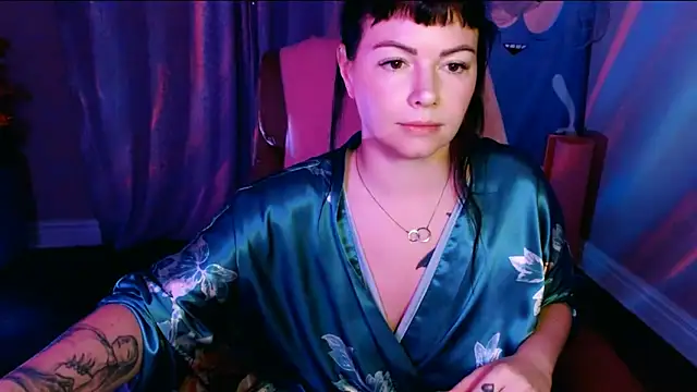 Snapshot of NaughtyLittleVeteran chatting on 02-28-25, 09:25 NaughtyLittleVeteran online show from 02-28-25, 09:25