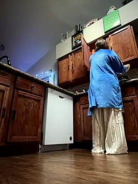 Snapshot of NaughtyLittleVeteran chatting on 12-03-25, 08:34 NaughtyLittleVeteran online show from 12-03-25, 08:34