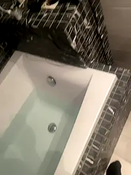 gryzoon online show from 10-23-25, 02:00