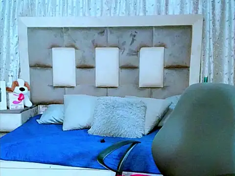 Snapshot of indiantopaz694u chatting on 03-15-25, 10:35 indiantopaz694u online show from 03-15-25, 10:35