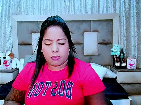 Snapshot of indiantopaz694u chatting on 03-21-25, 08:17 indiantopaz694u online show from 03-21-25, 08:17