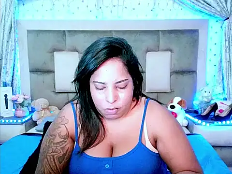 Snapshot of indiantopaz694u chatting on 09-12-25, 04:56 indiantopaz694u online show from 09-12-25, 04:56