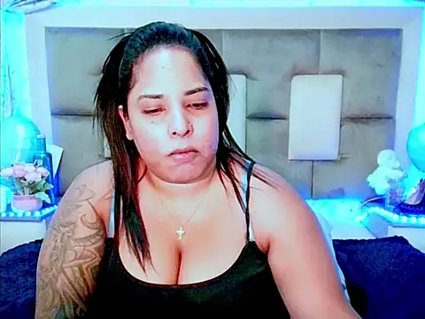 Snapshot of indiantopaz694u chatting on 10-03-25, 04:09 indiantopaz694u online show from 10-03-25, 04:09